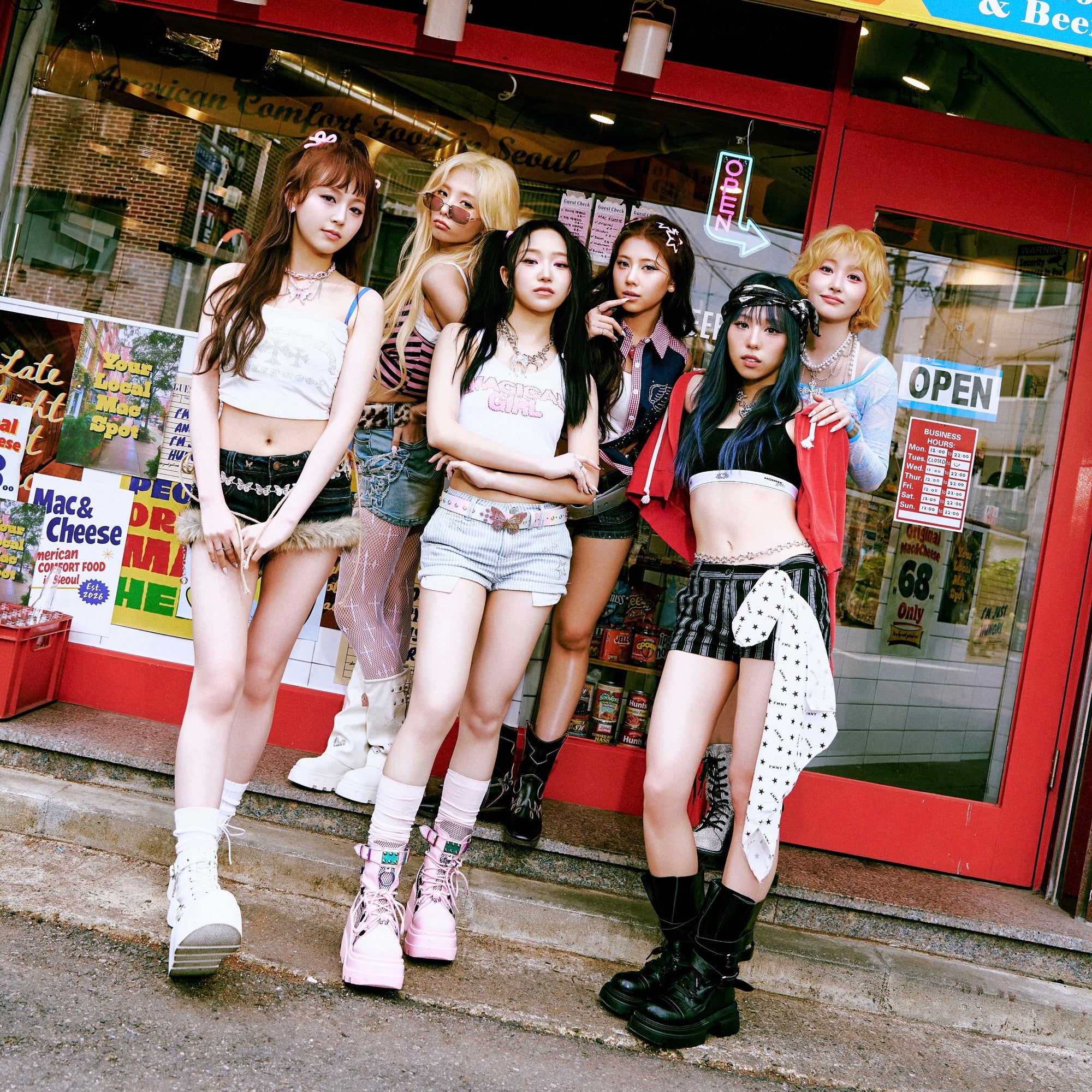 Queenz Eye • PRISM EP.02 [PREORDER]