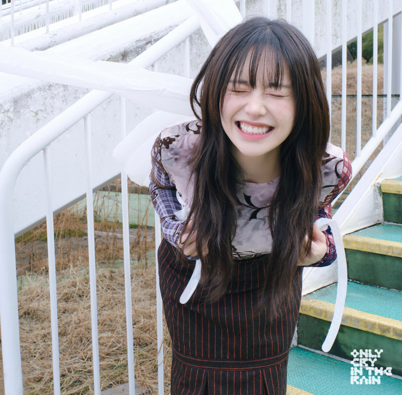 Chuu • Only cry in the rain [PREORDER]